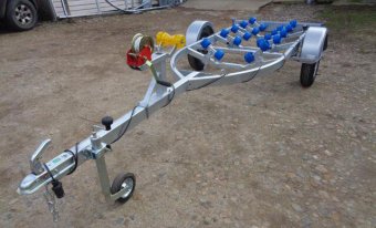VENITRAILERS VT01DC с ролки